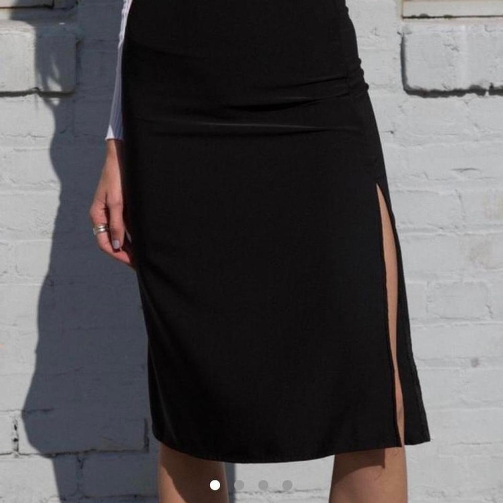 Brandy Melville Phoebe Midi Skirt - Black